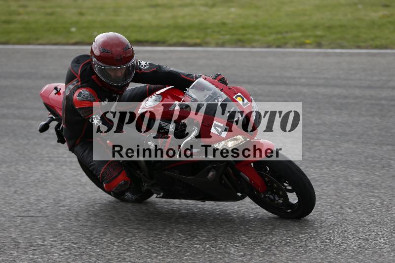 Archiv-2025/10 23.04.2025 Cornu Master School ADR/rot-rouge/42